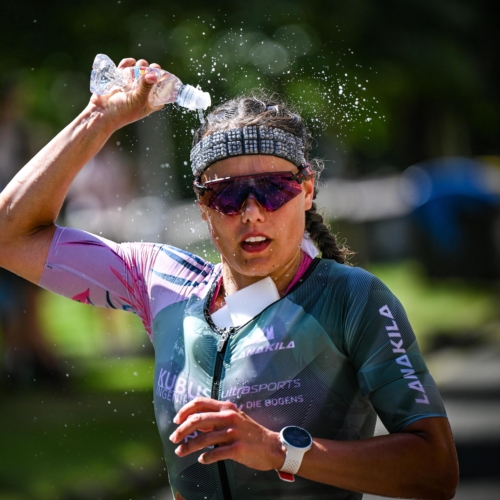 Bianca Bogen siegt beim Ironman 70.3 in Tschechien im Lanakila Triathlon Suit